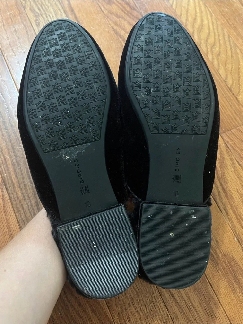 Birdies Black Velvet Fur-Lined Women’s Slip-On Loafers size 10